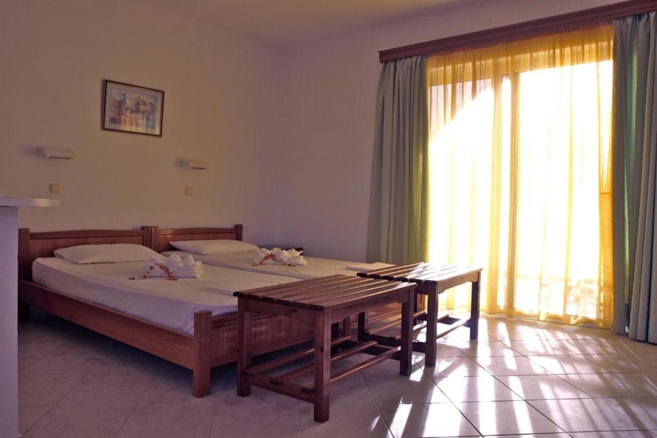 Eristos Beach Hotel Megálon Choríon Dış mekan fotoğraf