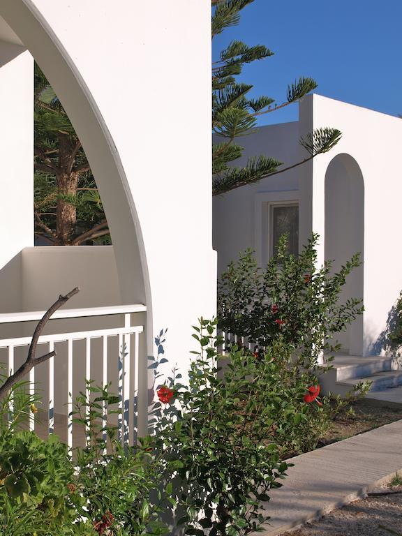 Eristos Beach Hotel Megálon Choríon Dış mekan fotoğraf