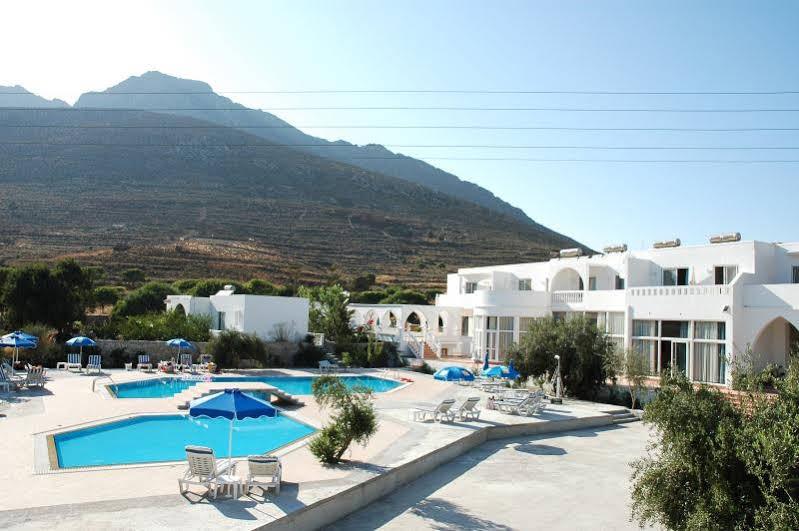 Eristos Beach Hotel Megálon Choríon Dış mekan fotoğraf